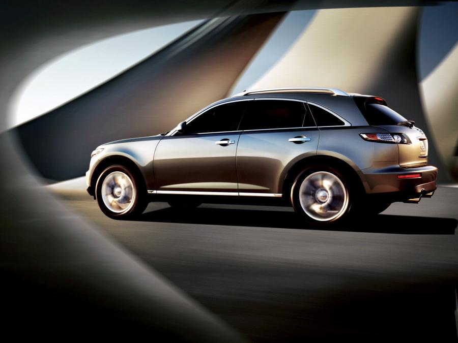 Infiniti FX45 2006 года  (фото 70 из 99)